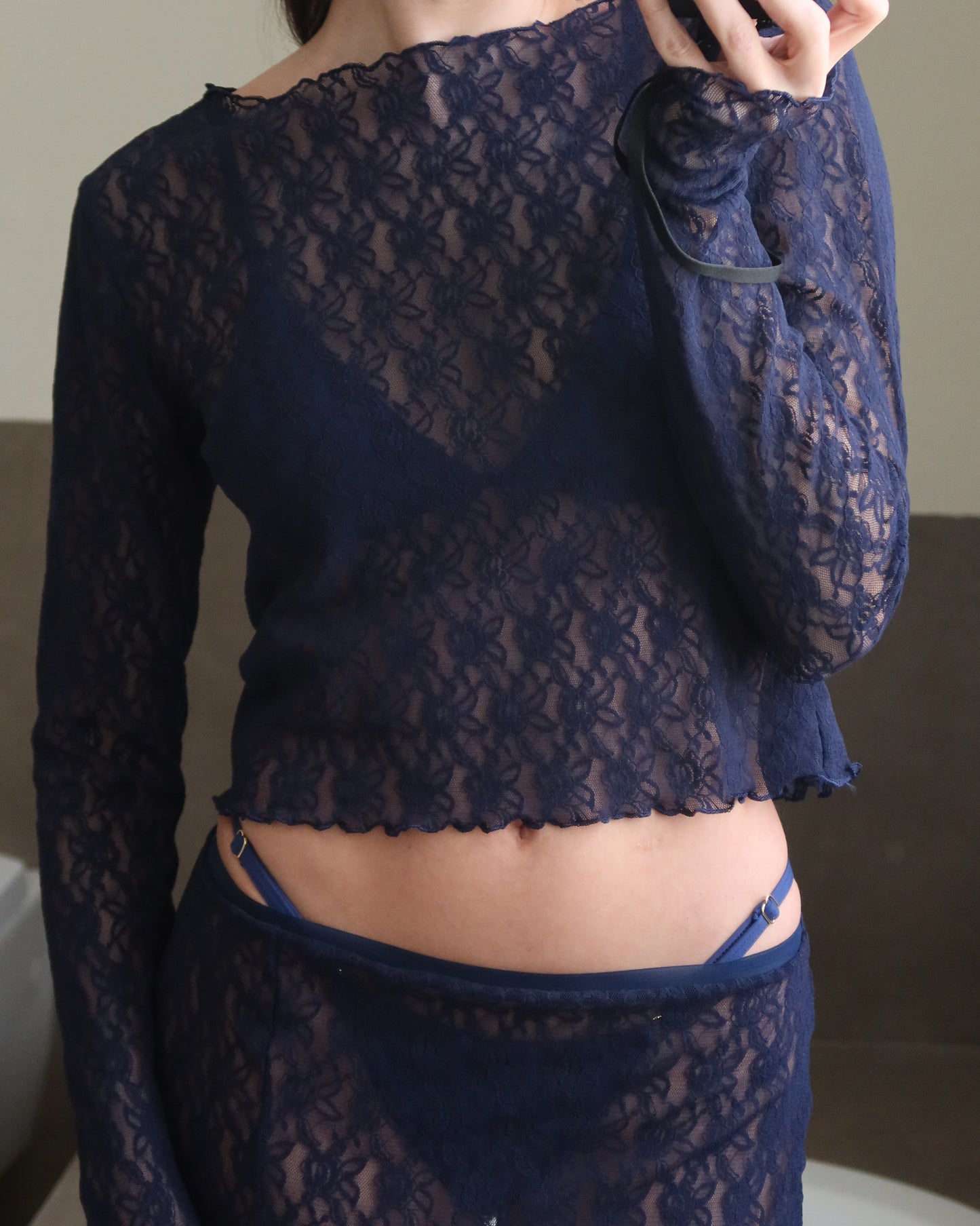 AURA LACE TOP - Midnight Blue