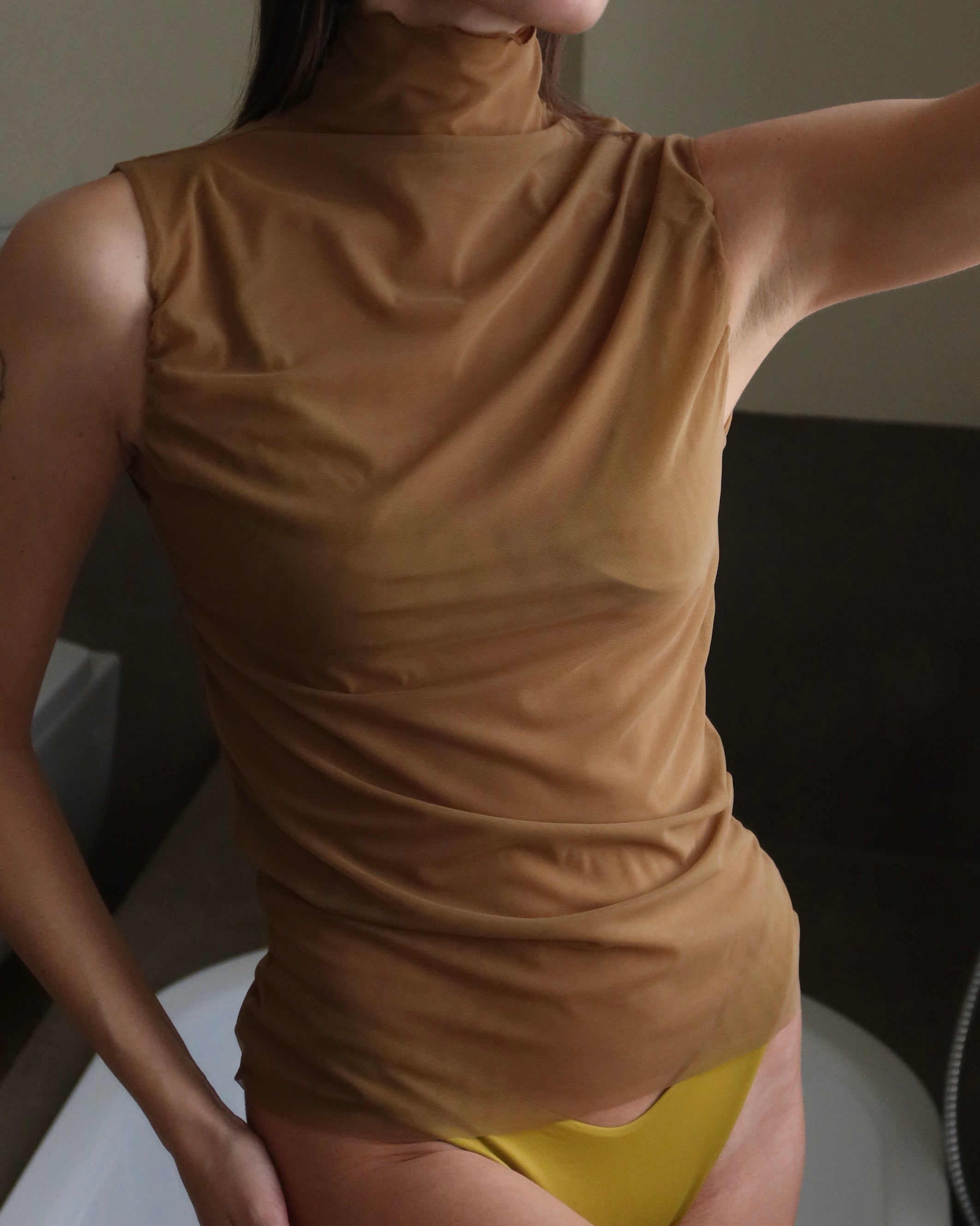 EBE MESH TOP - Cognac