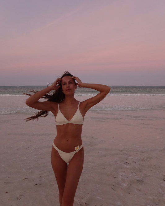 NEFELI - Timeless Ivory