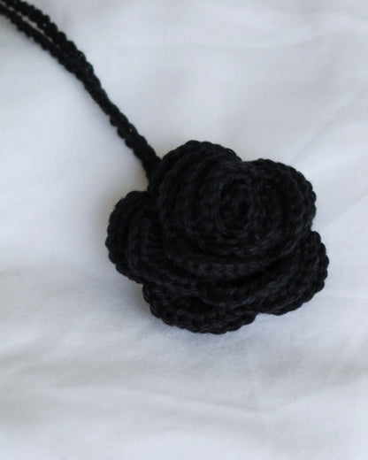 ROSE CROCHET CHOKER